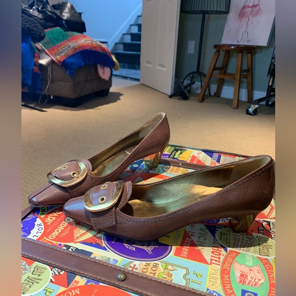 Prada Heels - Picture 1 of 10